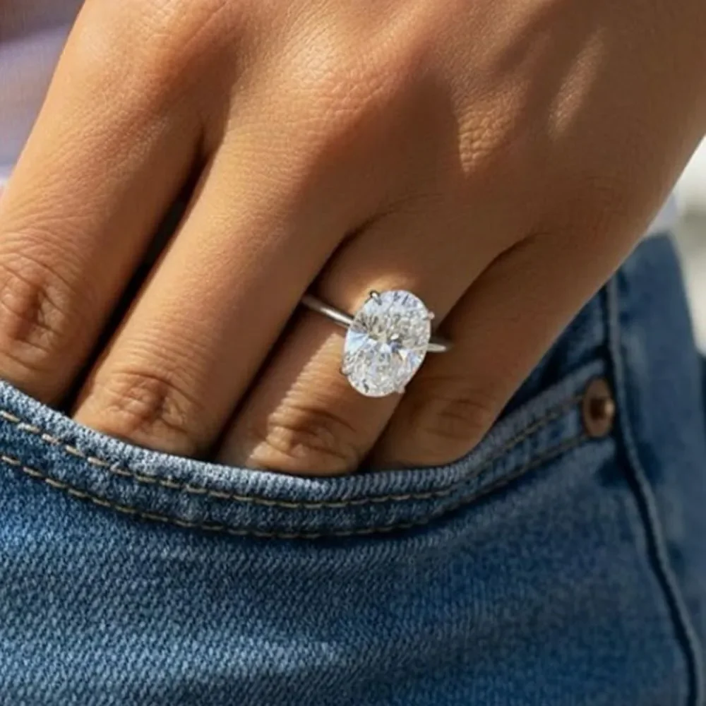🔹 NEW Stunning & Elegant Silver Oval-Cut CZ 1 Carat Ring 🔹